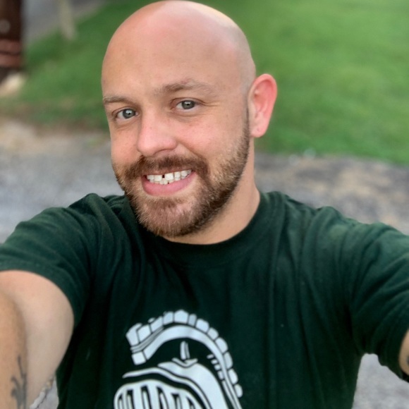 Meet your Posher, Daniel - Picture 3 of 4